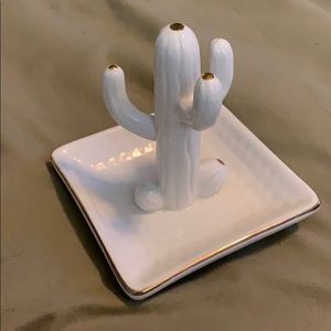 *Free with purchase* Cactus tray